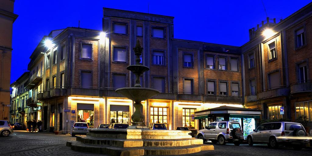 Palazzo Frigo Aparthotel Montefiascone Exterior photo